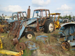 Ford 9700 Salvage Parts